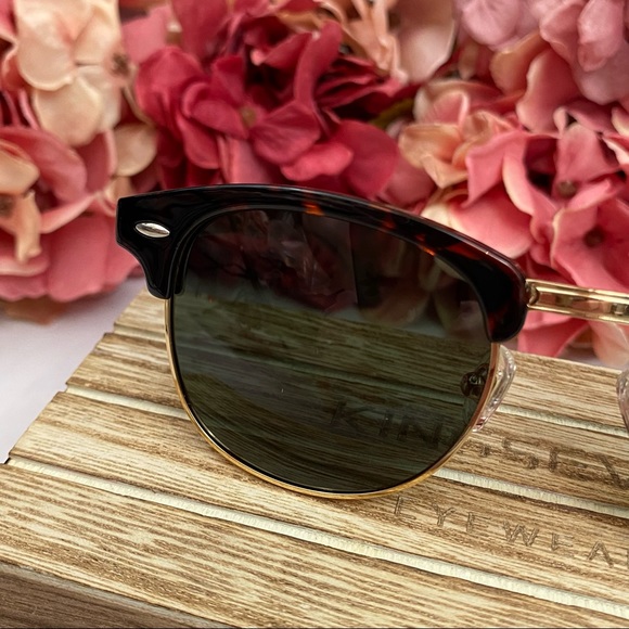 KINGSEVEN Walnut Wood Sunglasses with Green Lenses - Picture 12 of 16